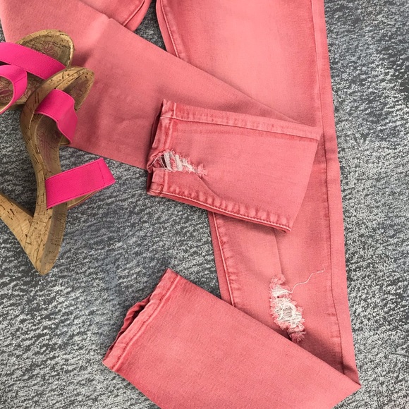 Distressed skinny Jeans in Coral - Picture 7 of 7
